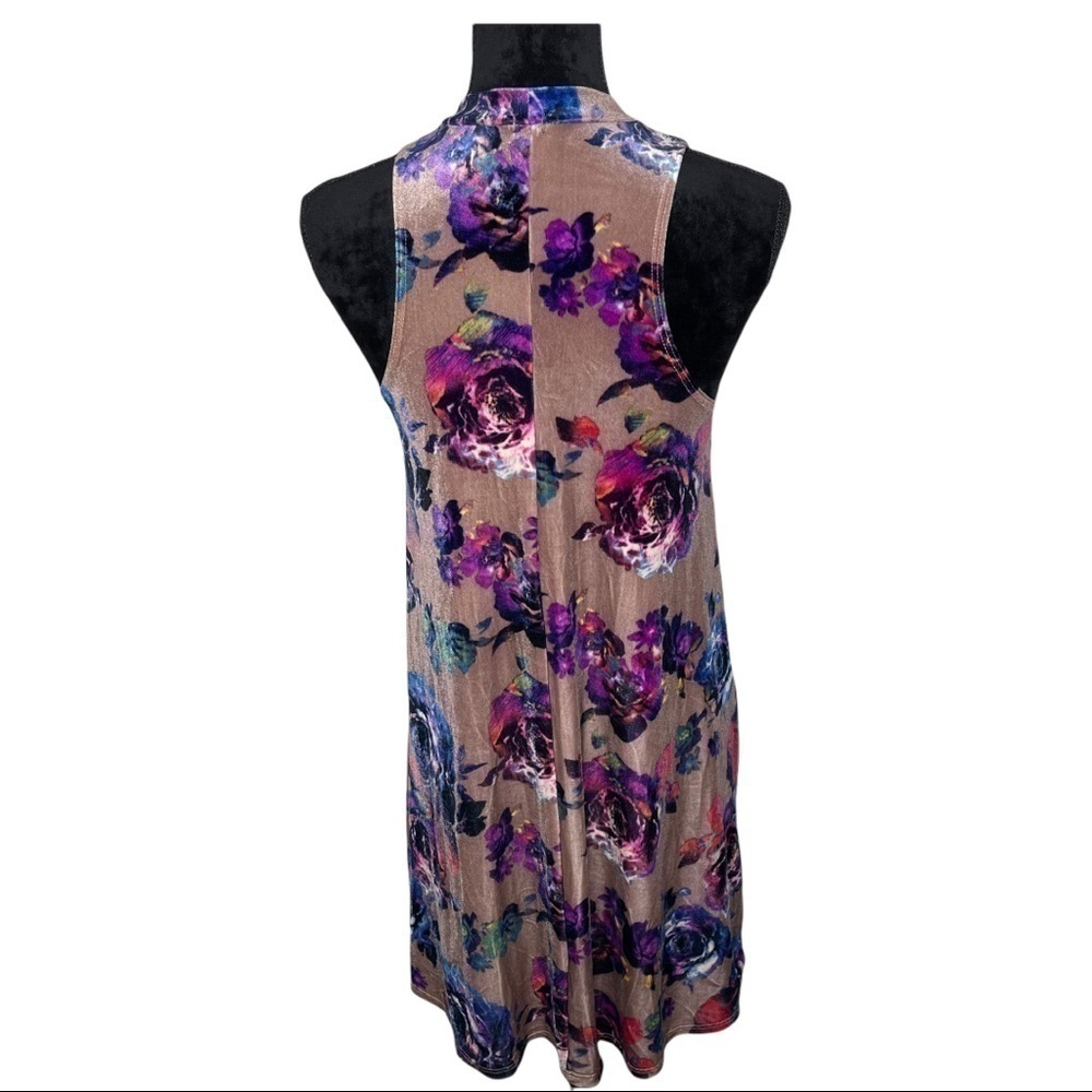 I Joah Crushed Velvet Sleeveless Floral Dress Sm - Picture 2 of 5